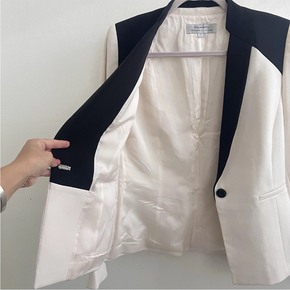 Tahari ASL Cream Blazer with Black Lapels size 4 NEW - Picture 6 of 9